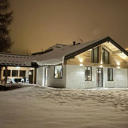 Chalet Magnifique A Avec Vue Sur Montagne.