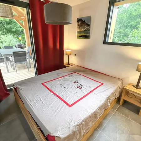 Chalet Magnifique A Avec Vue Sur Montagne. *